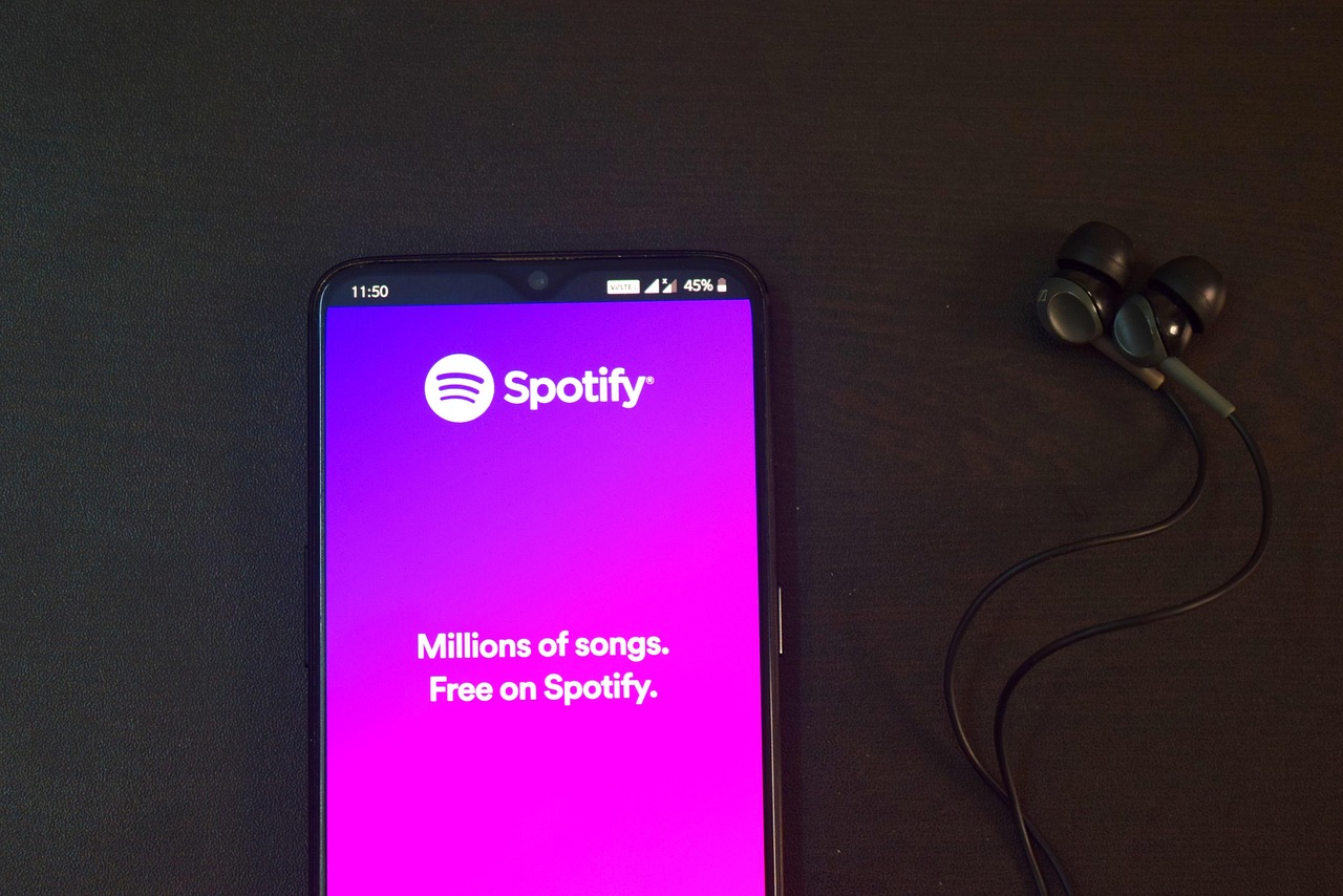 Scaricare musica da Spotify: ciò che occorre sapere per farlo in modo corretto e consapevole