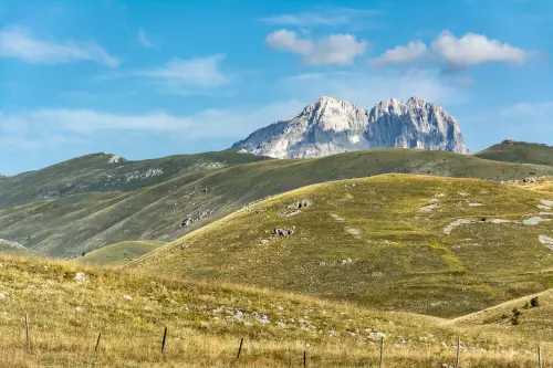 Cimone, 50 anni e un nuovo volto ecogreen: così la montagna modenese cambia passo