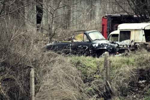 Valsamoggia, carrozzeria sospesa per gravi violazioni ambientali e amministrative