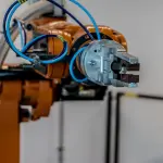 Adaptronics conquista l’EIC Accelerator: 2,5 milioni per la presa robotica elettro-adesiva “made in Bologna”