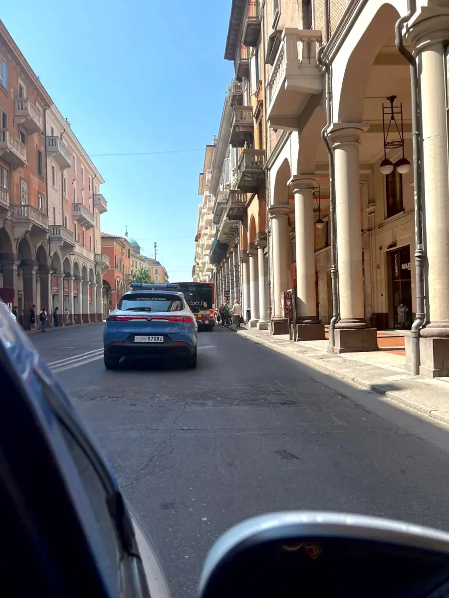 Bologna, operazione antidroga alla Bolognina: un arresto e sequestri tra hashish e cocaina