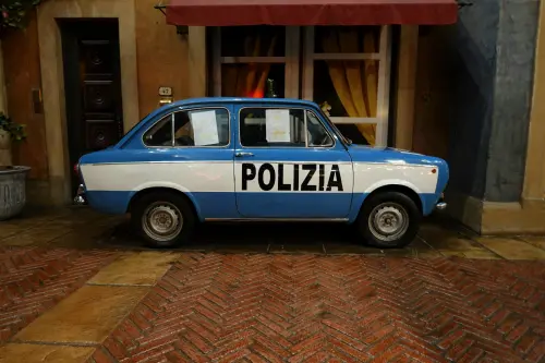 Bologna, Questura premia gli agenti per indagini e arresti