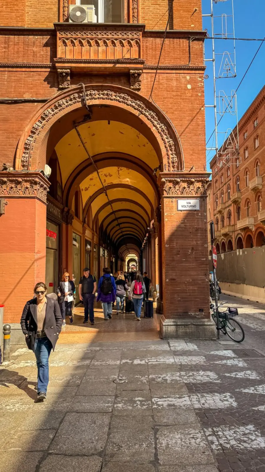 Bologna premiata per la nuova luce dei portici storici