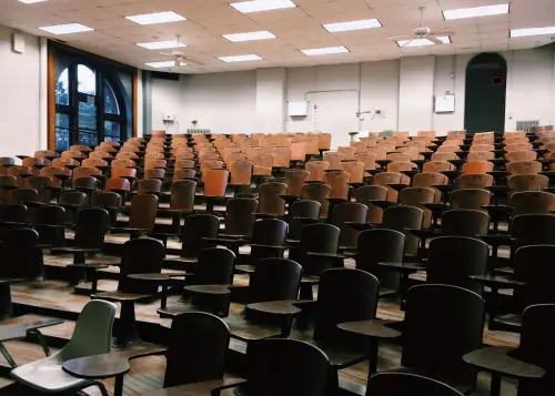 Bologna, l’Università sale al 123° posto nel ranking QS