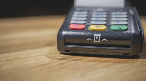 Carta di credito Postepay: caratteristiche, costi e vantaggi reali da conoscere