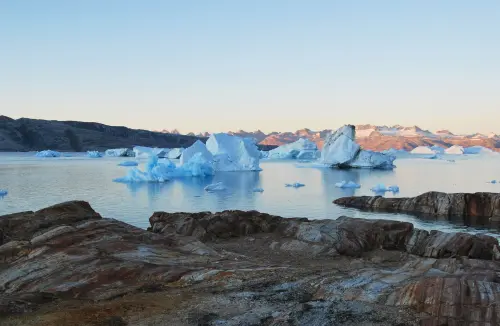 Groenlandia e Antartide, persi 11,3 mila miliardi di tonnellate
